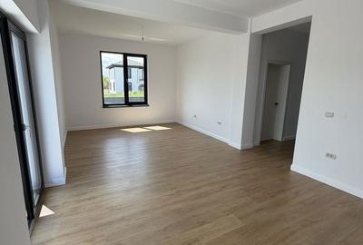 Casă cu 4 camere cu Teren 410 Mp în Miroslava - 4
