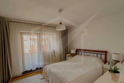 Apartament cu 4 camere semidecomandat, mobilat în Central - 4