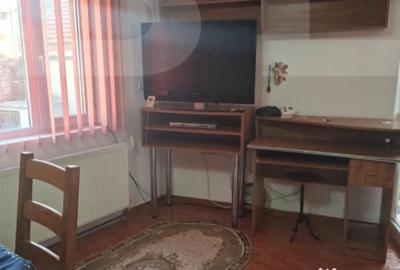 Casă cu 4 camere cu Teren 264 Mp în Central - 2