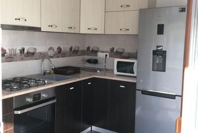 Apartament cu 3 camere decomandat în Ludoș - 2