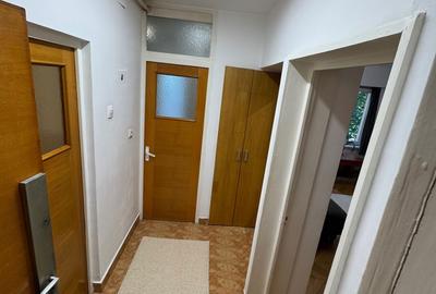 Garsonieră decomandată în Basarab - 2
