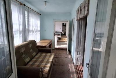 Casă cu 4 camere în Central - 3