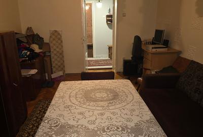 Apartament cu 3 camere decomandat în Progresul - 6