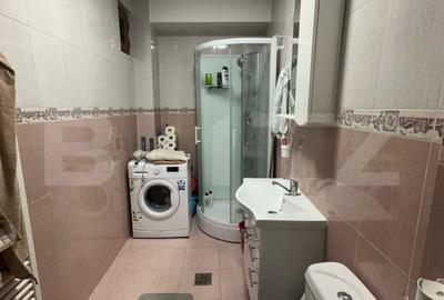 Apartament de vanzare cu 2 camere, 59 mp, zona Scoala 12 - 9