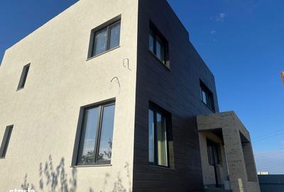 Casă cu 5 camere cu Teren 479 Mp în Glina - 7