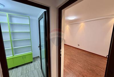 Spațiu comercial, de 110 mp, în Central - 16