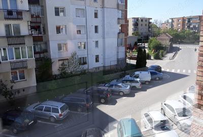 Apartament cu 3 camere în Sângeorgiu de Mureș - 1