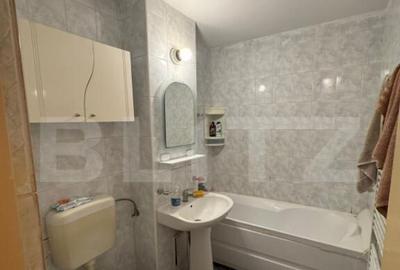 Apartament 3 camere de inchiriat, zona 13 Decembrie - 8