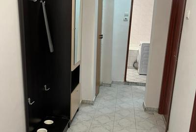 Inchiriez apartament 2 camere 1 Mai - 7