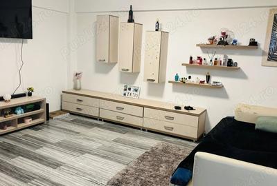 Apartament cu 3 camere decomandat în Exterior Vest - 8