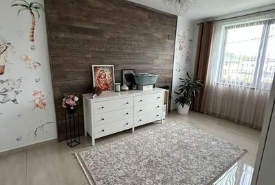 Casă cu 4 camere cu Teren 325 Mp în Podu Roș - 18