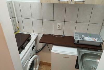 Garsonieră decomandată în 7 Noiembrie - 2