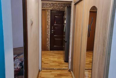 Apartament cu 3 camere decomandat în 9 Mai - 3