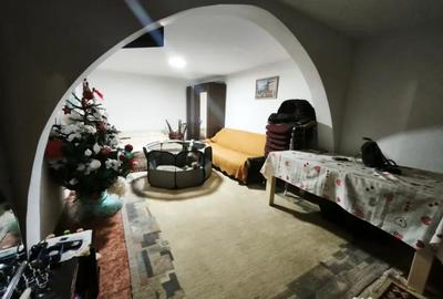 Casă cu 3 camere cu Teren 900 Mp în Central - 7