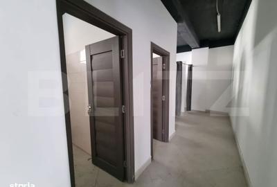 Spațiu comercial, de 376 mp, în Central
