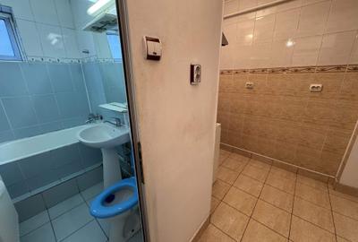 4 cam, etaj 2, 60 mp, bloc caramida, zona centrala Caracal - 19