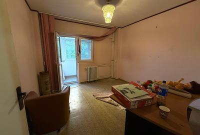 Apartament 3 camere | 70mp cu 2 balcoane | De RENOVAT - 3