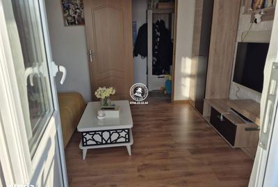 Apartament cu 3 camere decomandat în Albești - 2