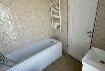 Casă cu 5 camere în Central