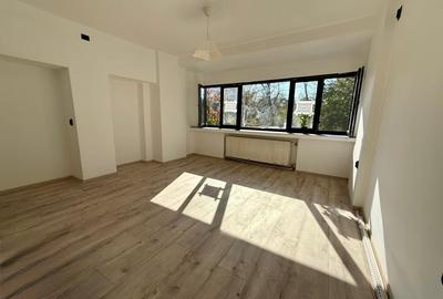 Garsoniera RENOVATA complet - langa Sala Palatului/Parcul Cismigiu - 2