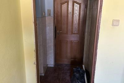 Apartament cu 3 camere decomandat în Central - 3