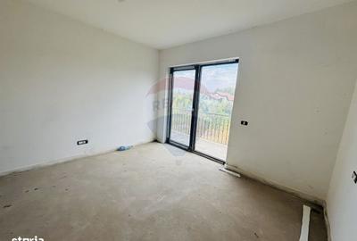 Casă cu 8 camere cu Teren 520 Mp în Balotești - 11