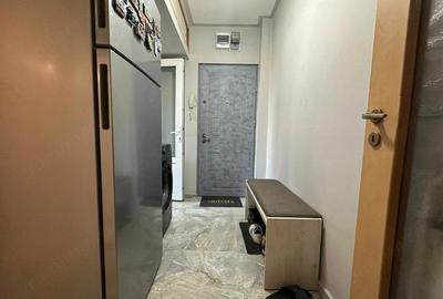 Apartament cu 2 camere semidecomandat în Tipografilor