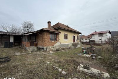 Spațiu comercial, în Central - 3