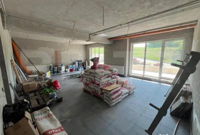 Spațiu comercial, de 220 mp, în Grigorescu - 7