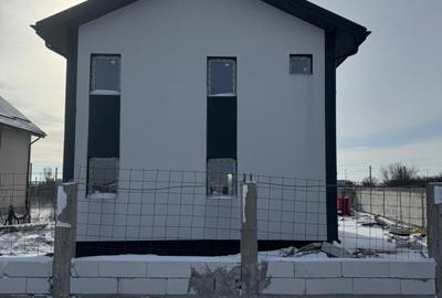 Casă individuală cu 4 camere cu Canalizare în Haliu - 3