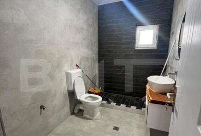 Casă cu 4 camere cu Teren 500 Mp în Central