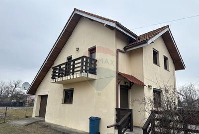 Casă cu 4 camere cu Teren 622 Mp în Girov - 6