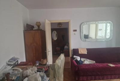 Apartament cu 2 camere decomandat în Central - 3