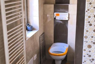 Casă cu 7 camere cu Teren 822 Mp în Măru - 5