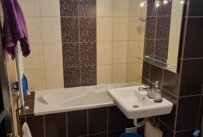 Apartament cu 2 camere decomandat în Girocului - 8