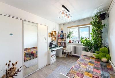 Apartament cu 4 camere decomandat în Mărăști