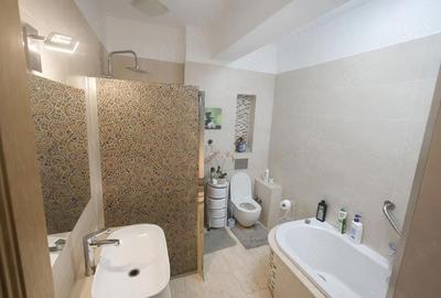 Apartament cu 3 camere semidecomandat în Colentina - 8