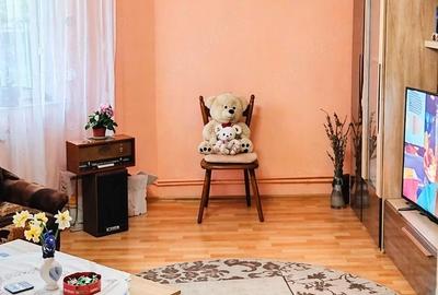 Apartament cu 3 camere semidecomandat în Soarelui - 1
