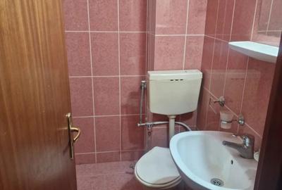 Apartament cu 3 camere decomandat în Libertății - 2