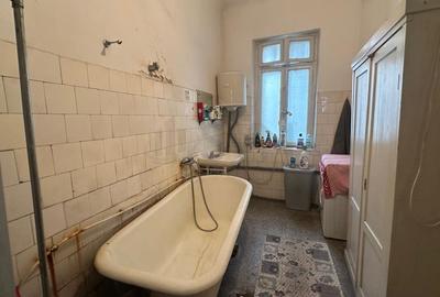 Apartament cu 5 camere circular în Unirii - 11