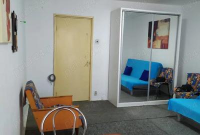 Proprietar inchiriez garsoniera langa metrou Costin Georgian Proprietar inchiriez garsoniera langa metrou Costin Georgian - 2