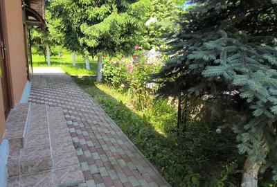 Casă cu 5 camere cu Teren 2100 Mp în Mălureni - 3