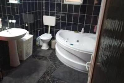 Ultracentral, casa cu etaj - 13