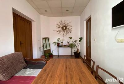 Inchiriez apartament 2 camere la casa, cu curte comuna aproape de Pia?a Sfatului, Bra?ov - 6