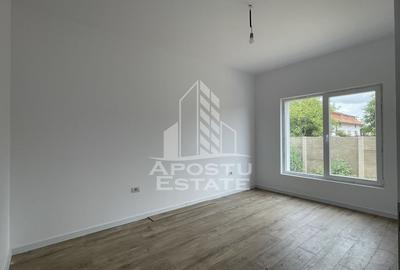 Casă cu 3 camere cu Teren 250 Mp în Sânmihaiu Român