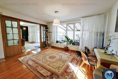 Vila cu 6 camere de vanzare, zona P-ta Mihai Viteazu, 360 mp #16325 - 1