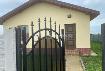 Casă cu 3 camere cu Teren 400 Mp în Central - 13