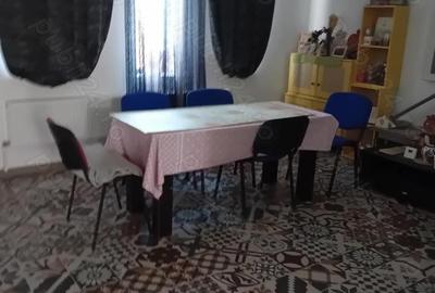 Casă cu 4 camere în Central - 4