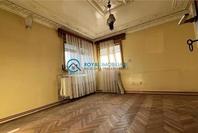 Royal Imobiliare - Vanzare Casa in zona Centrala - 12