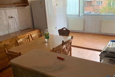 Inchiriez apartament cu 2 camere in Deva, Dorobanti, et. 1 - 1